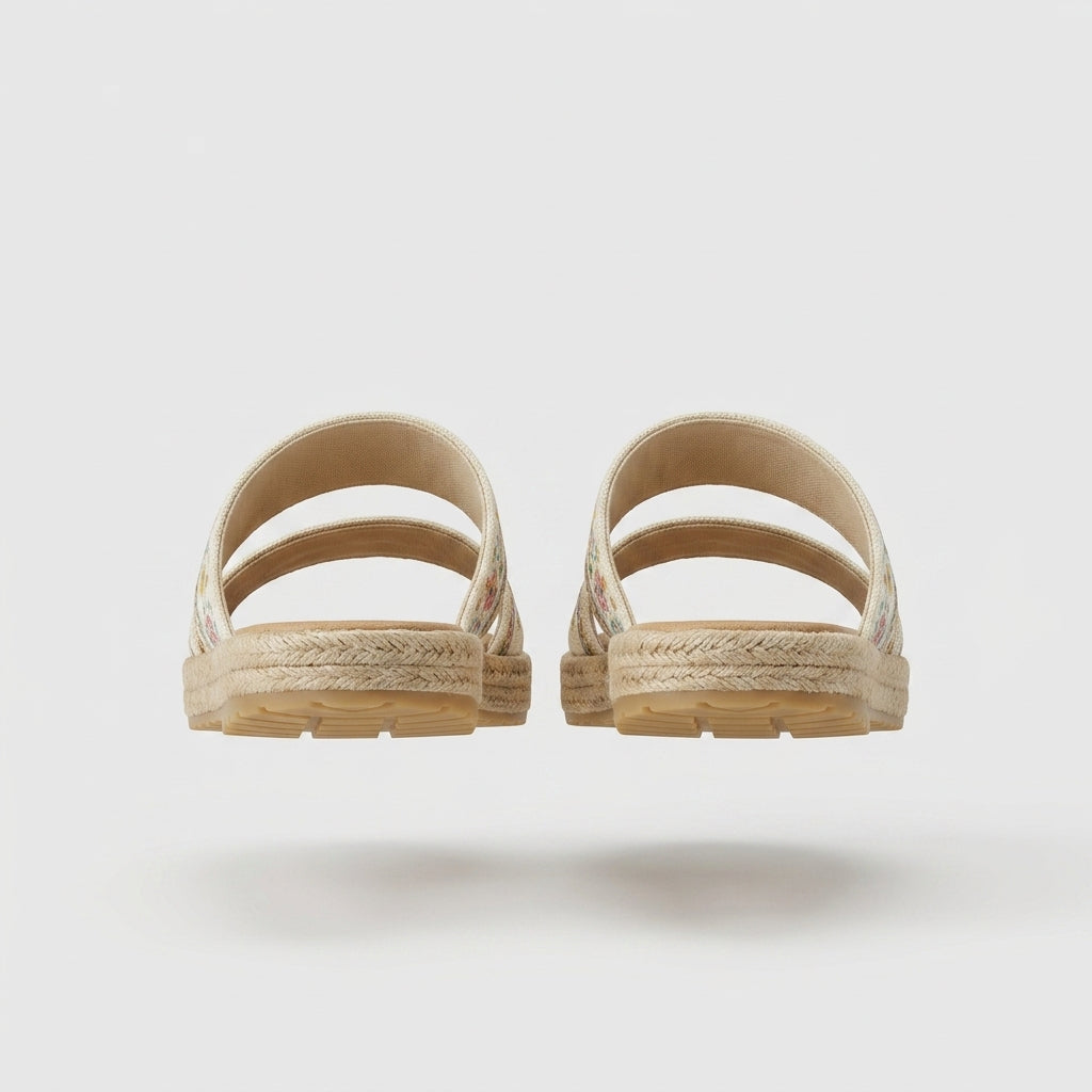 Beigefarbene Canvas-Sandalen